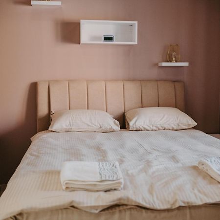 Prenociste Park Bed & Breakfast Modrica ภายนอก รูปภาพ