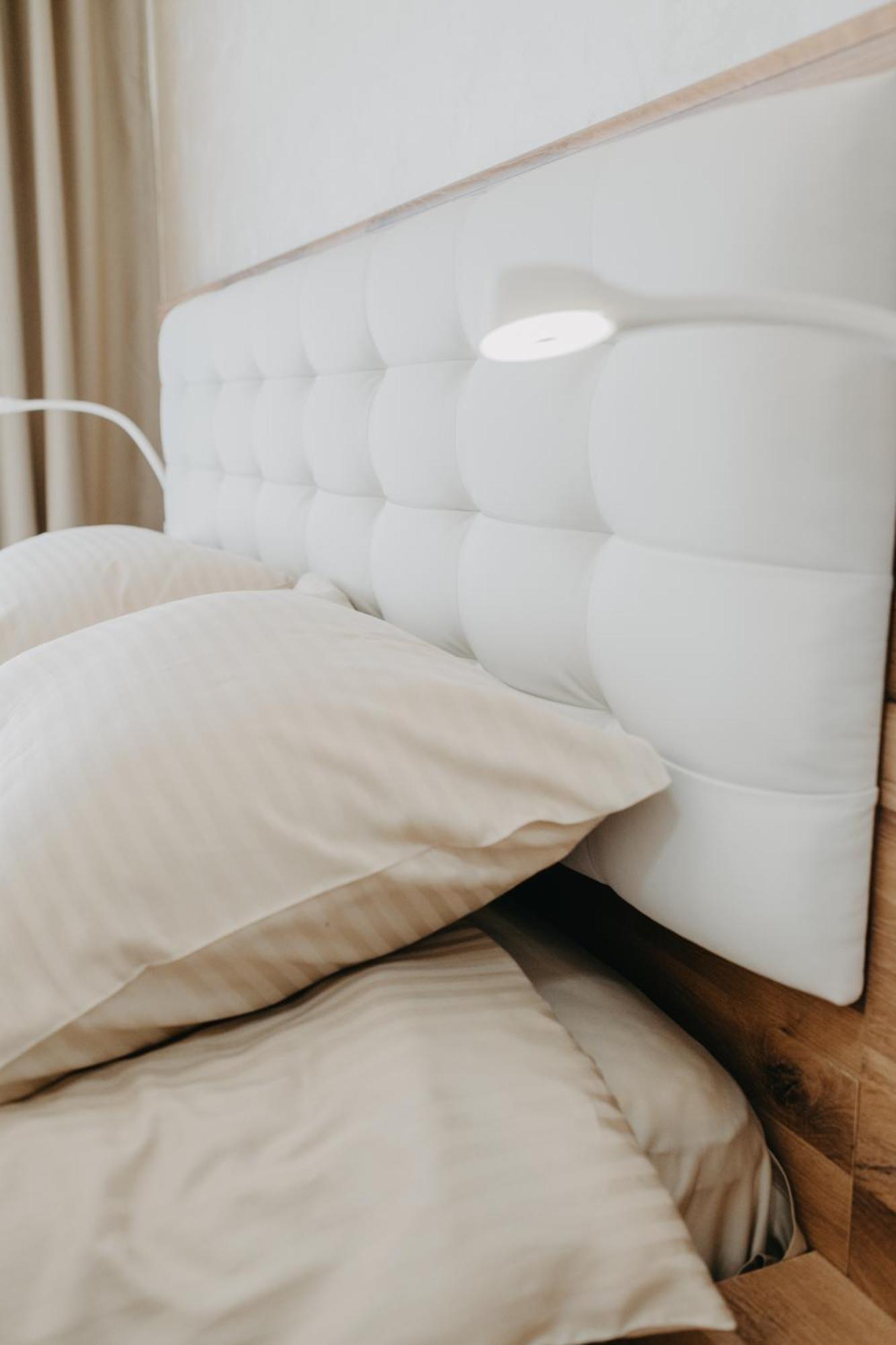 Prenociste Park Bed & Breakfast Modrica ภายนอก รูปภาพ