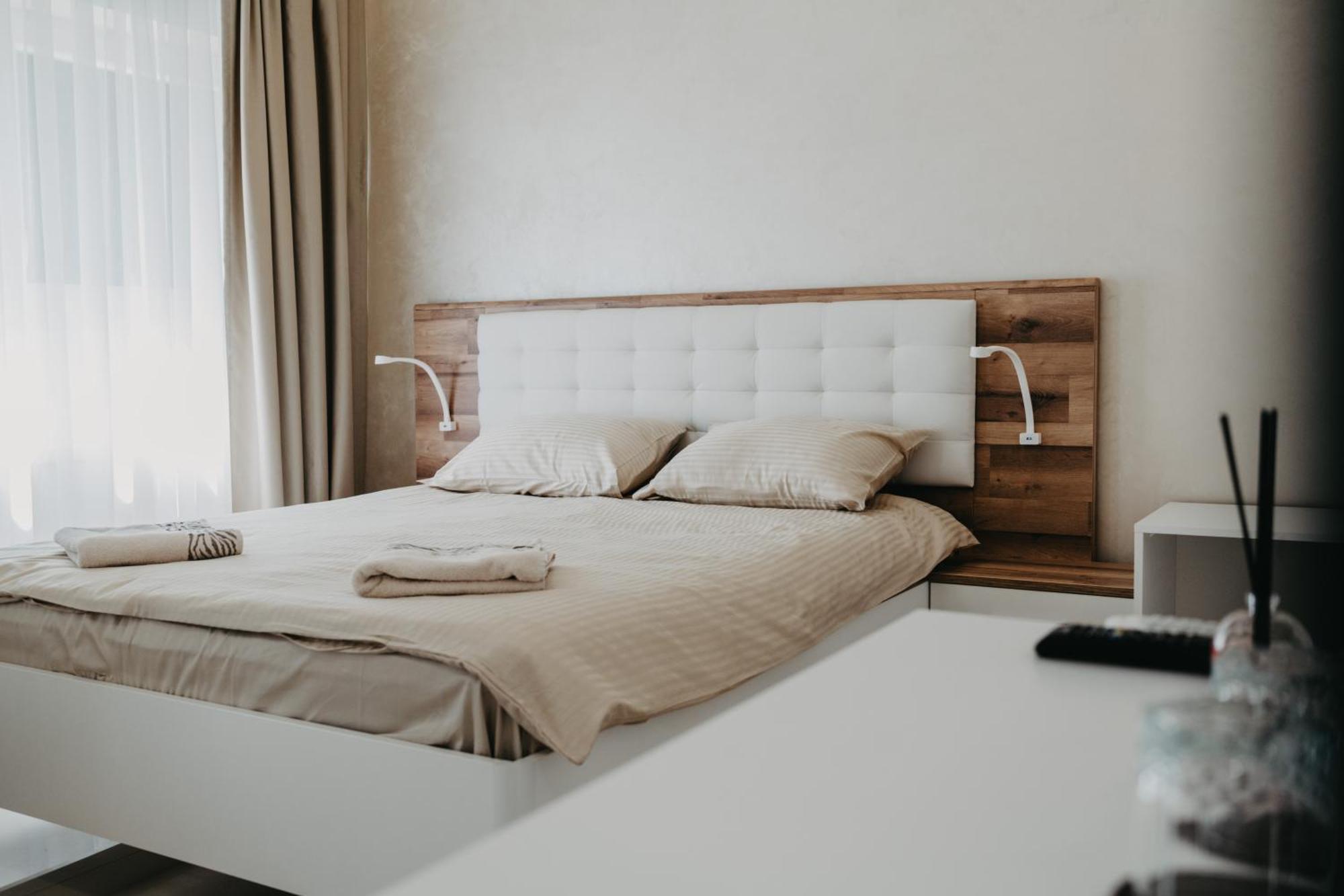 Prenociste Park Bed & Breakfast Modrica ภายนอก รูปภาพ