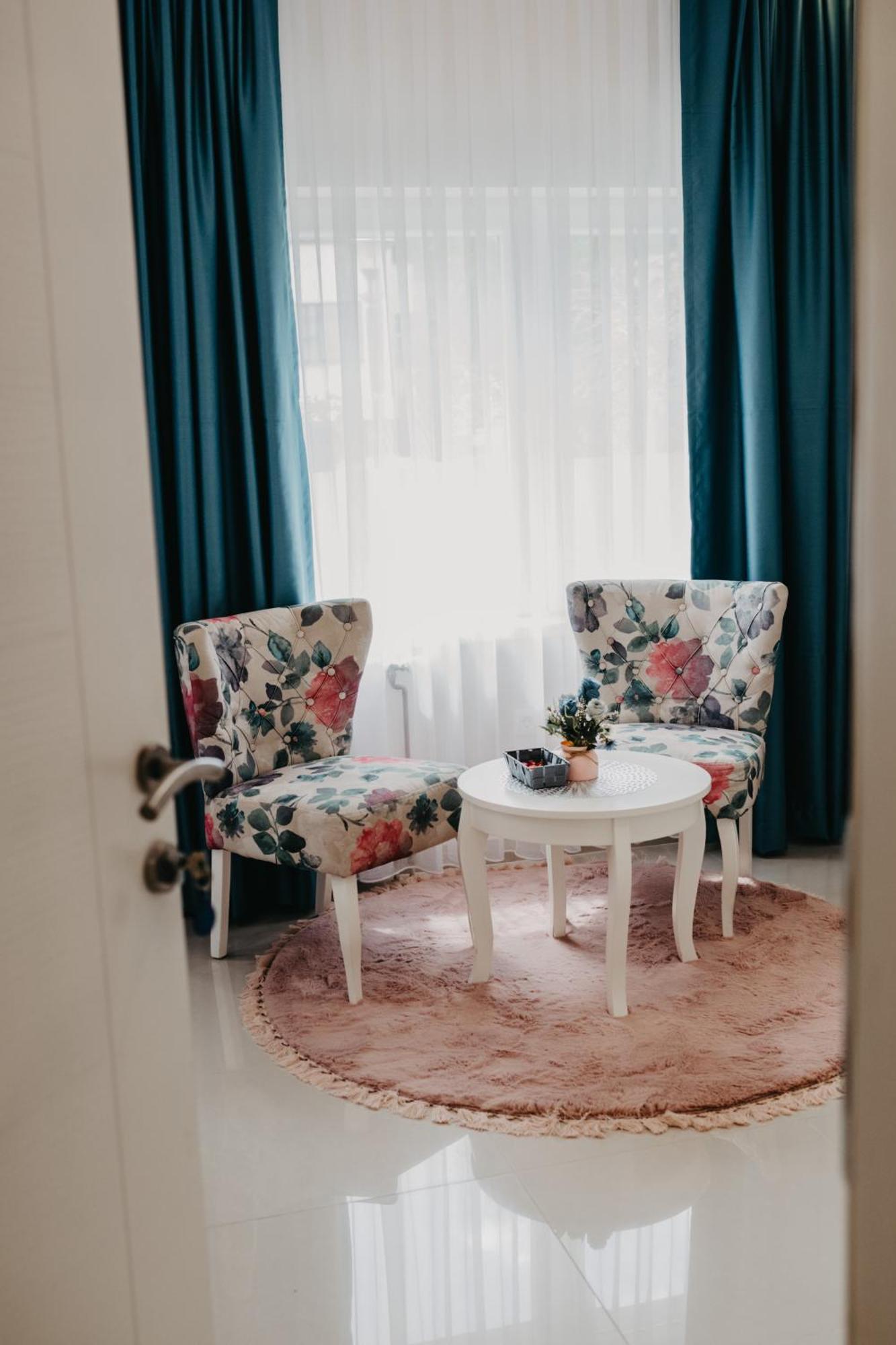 Prenociste Park Bed & Breakfast Modrica ภายนอก รูปภาพ