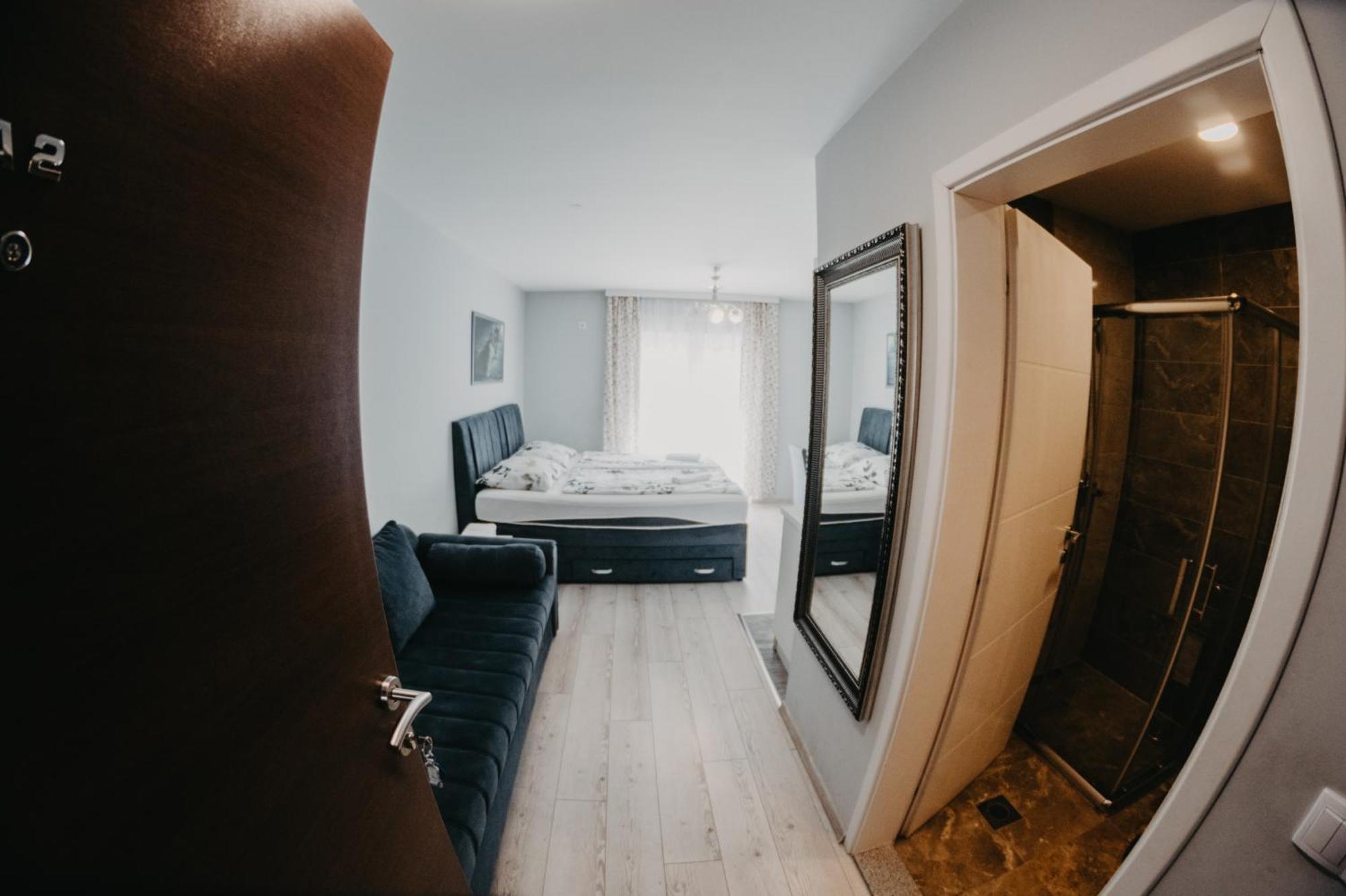 Prenociste Park Bed & Breakfast Modrica ภายนอก รูปภาพ
