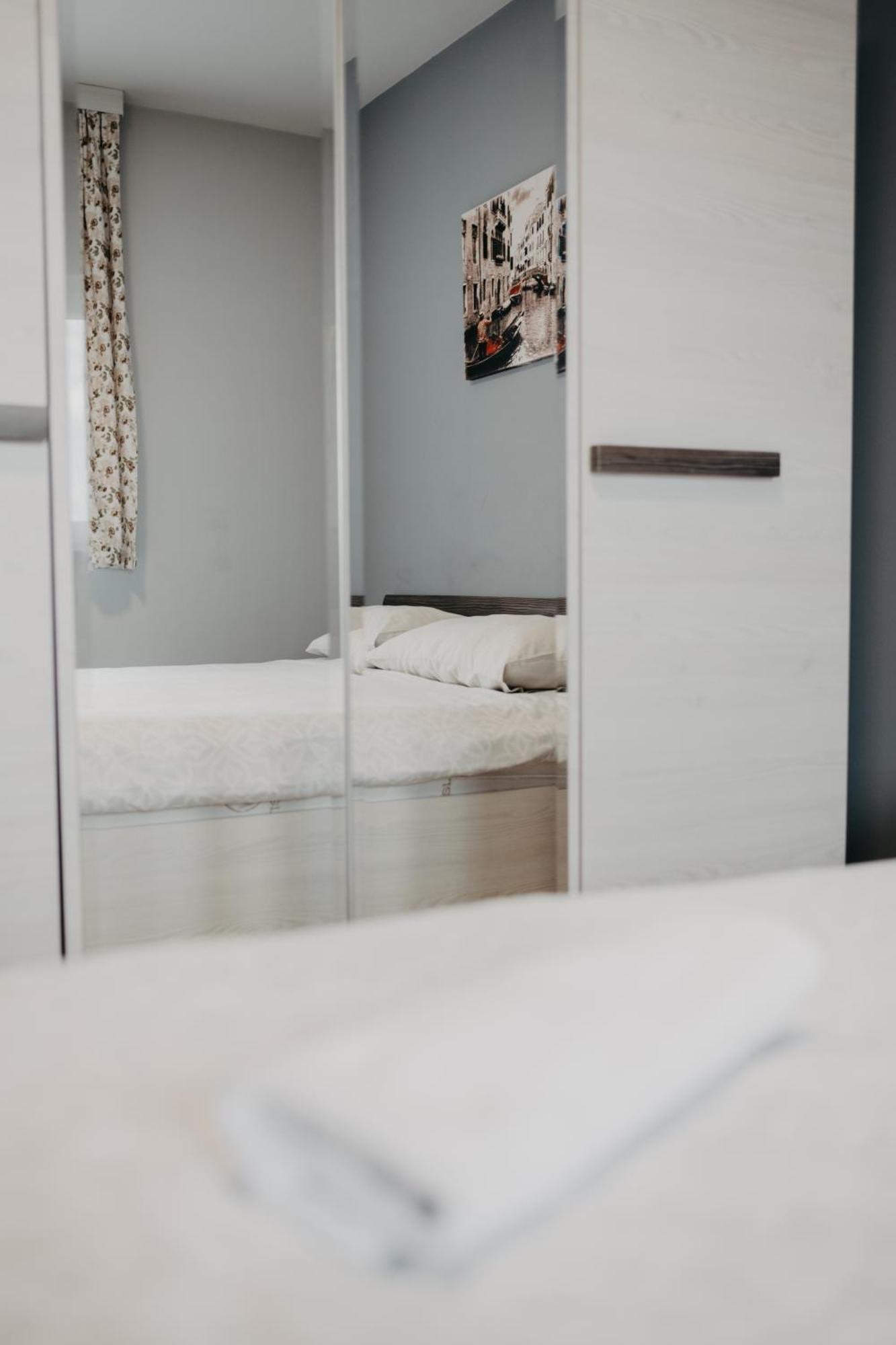 Prenociste Park Bed & Breakfast Modrica ภายนอก รูปภาพ