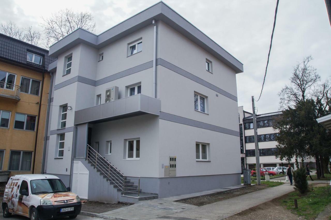 Prenociste Park Bed & Breakfast Modrica ภายนอก รูปภาพ